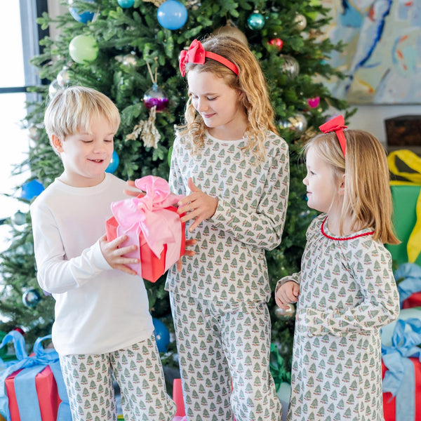 Beckett Hangout Pant- Under the Christmas Tree
