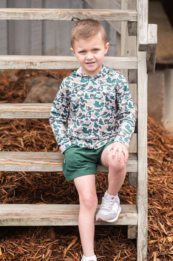 Outrigger Performance Short- Smoke Pine