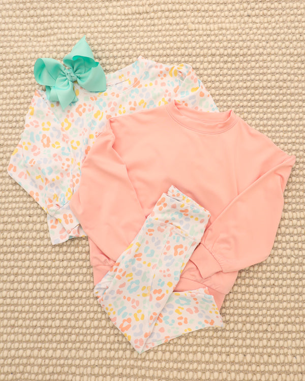 Performance Sweatshirt- Pink