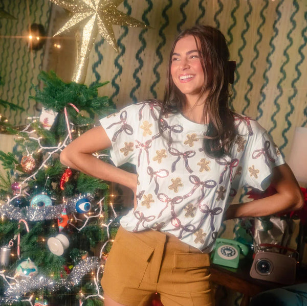 Pale Green Gingerbread Men & Bows Tee- Women's