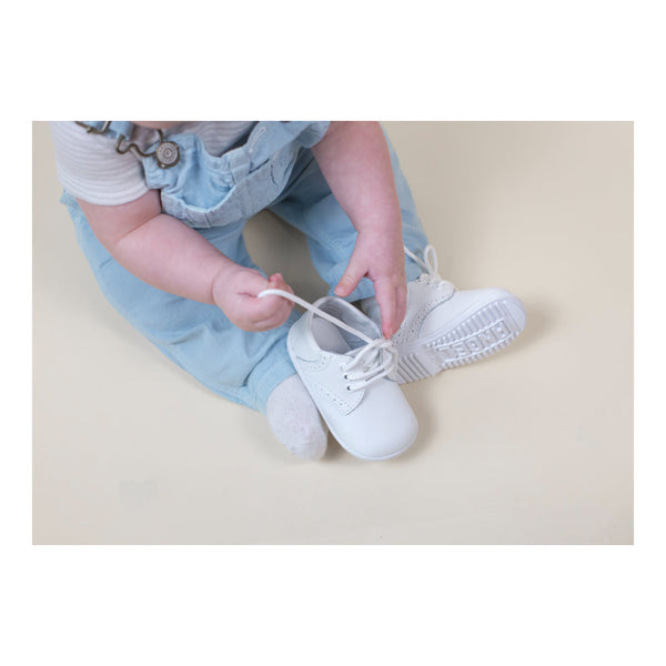 James Boy's Leather Lace Up Shoe- White