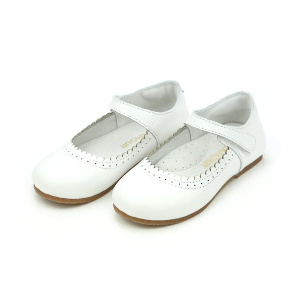 Lucille Scalloped Flat - White