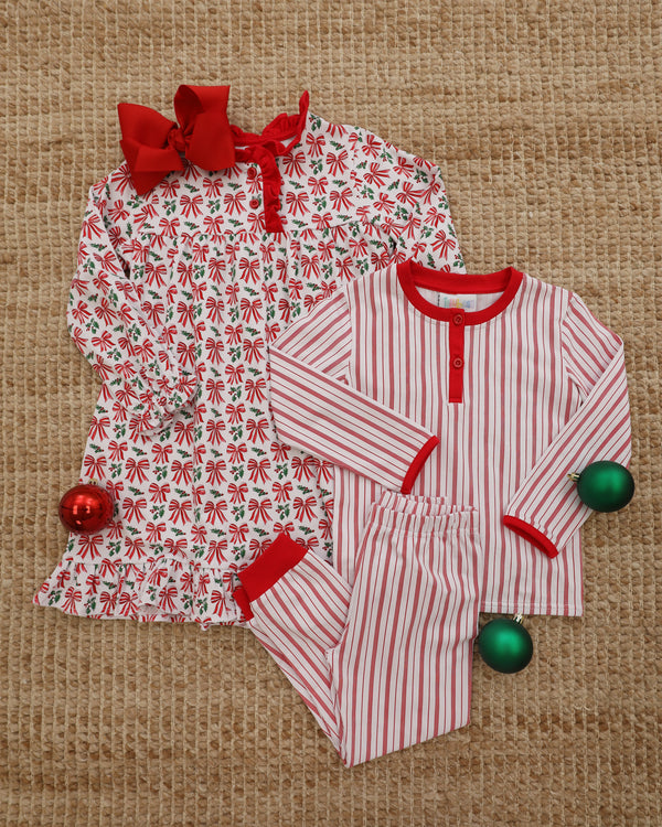 Merry Moments Nicholas LS Set