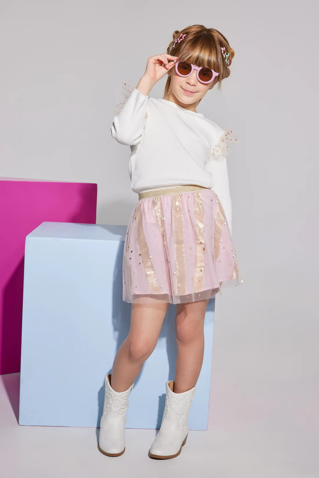 Metallic circle skirt clearance