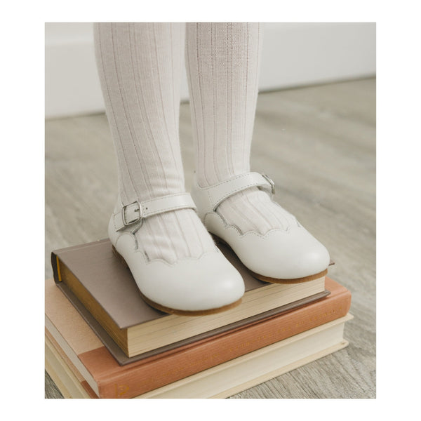 Sonia Scalloped Flat - White