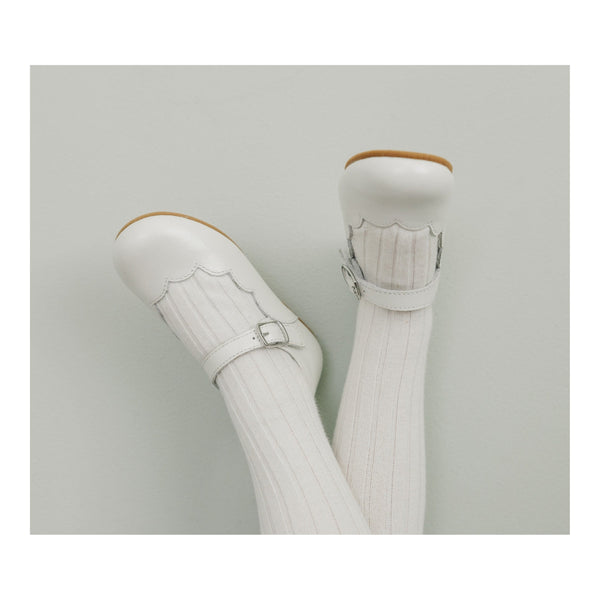 Sonia Scalloped Flat - White