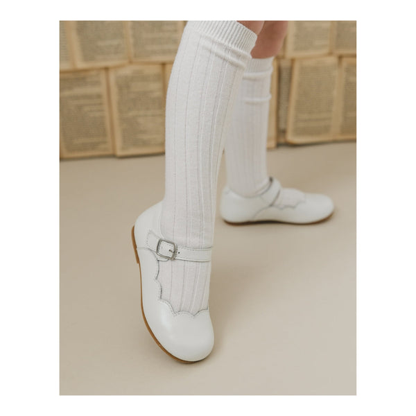 Sonia Scalloped Flat - White