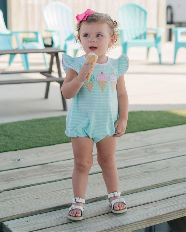 Triple Scoop Flutter Bubble