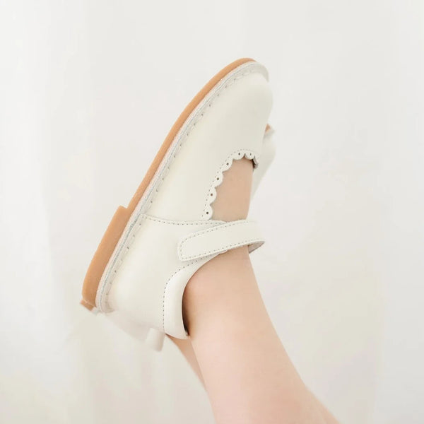 Caitlin Scalloped Mary Jane- Off White