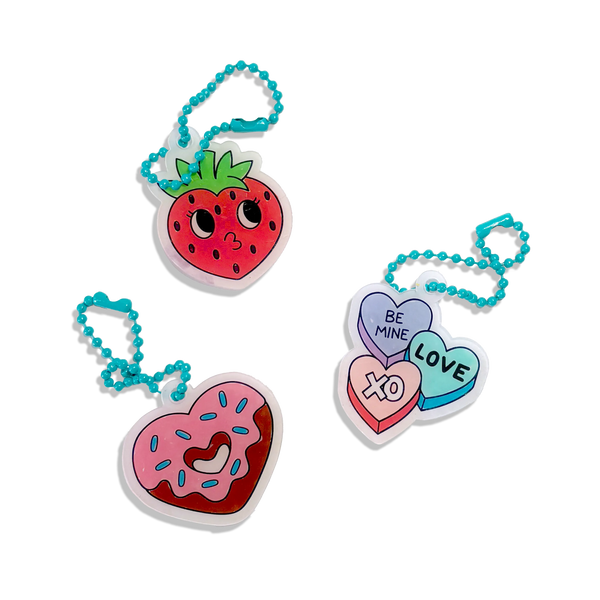 Mini Shrink-Its!: D.I.Y. Shrink Art Kit- Hugs & Kisses