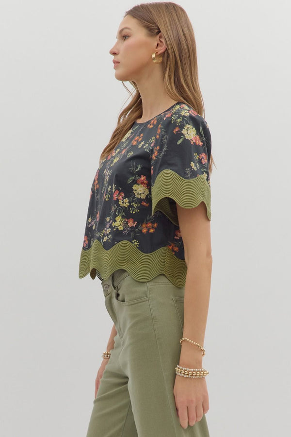 Floral Print Pullover Top- Black