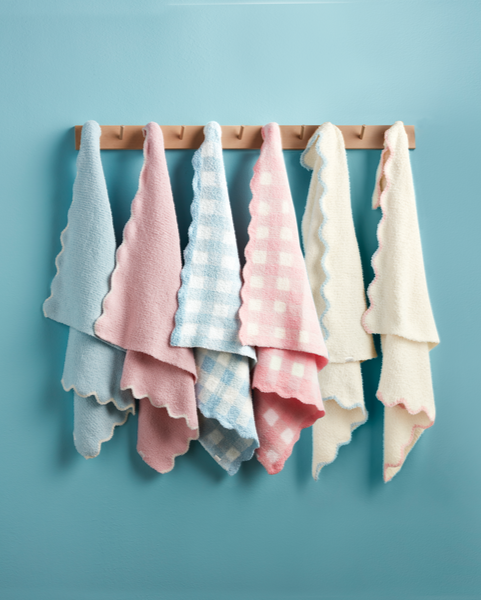 Pink Gingham Chenille Blanket
